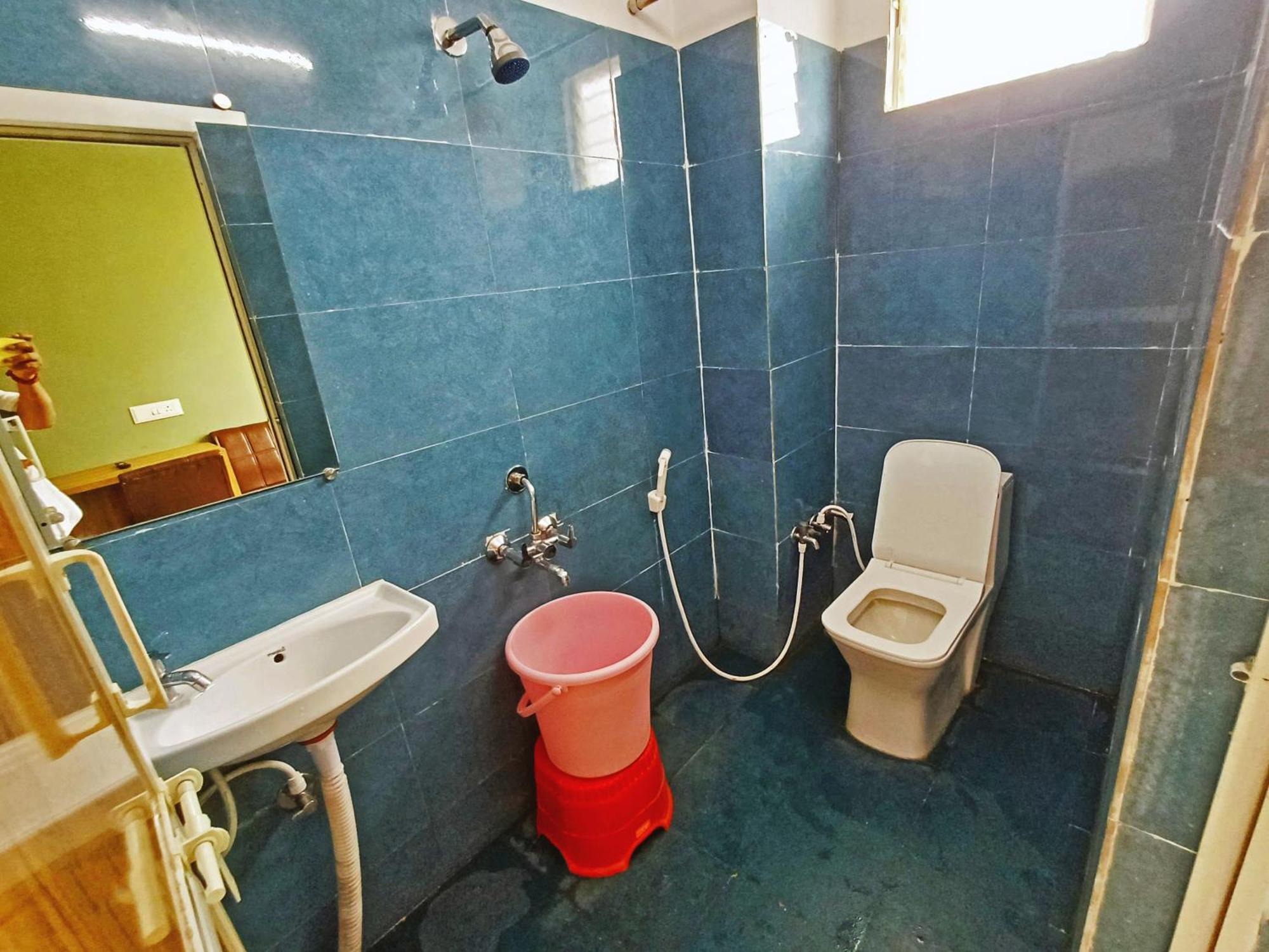 Udupi Deluxe Lodge Gulbarga Kalaburagi Exterior photo