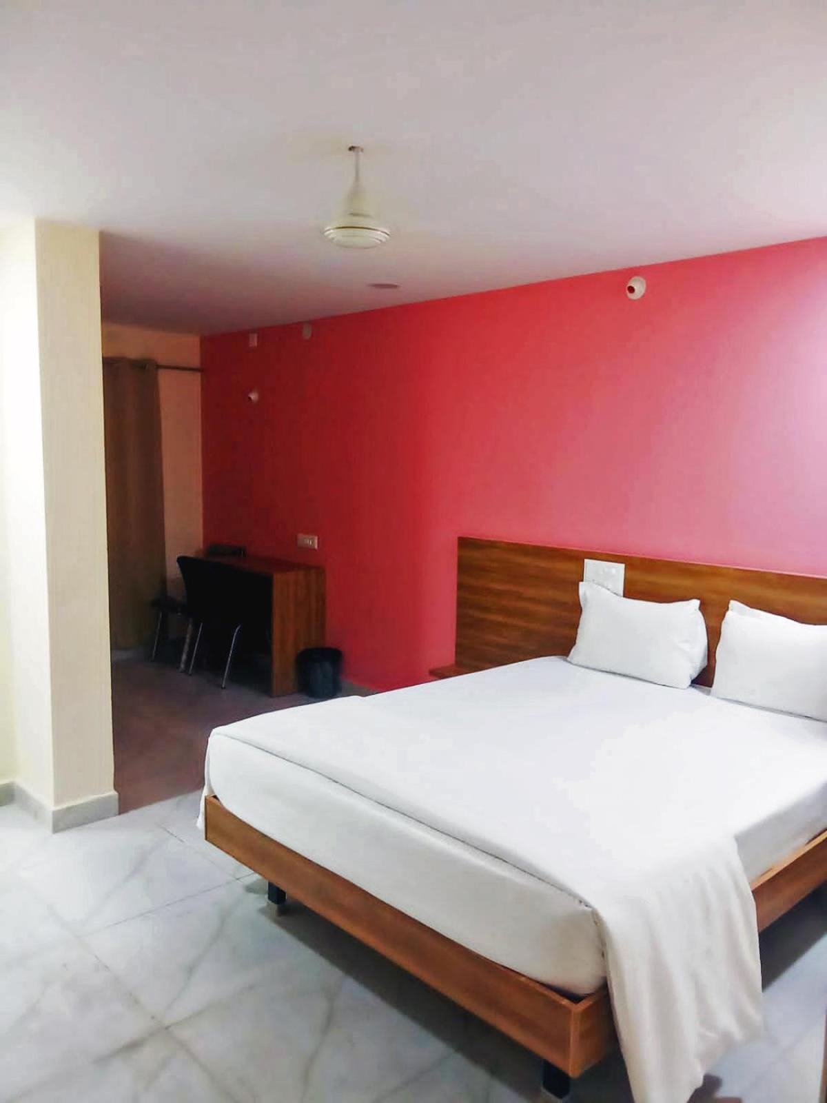 Udupi Deluxe Lodge Gulbarga Kalaburagi Exterior photo