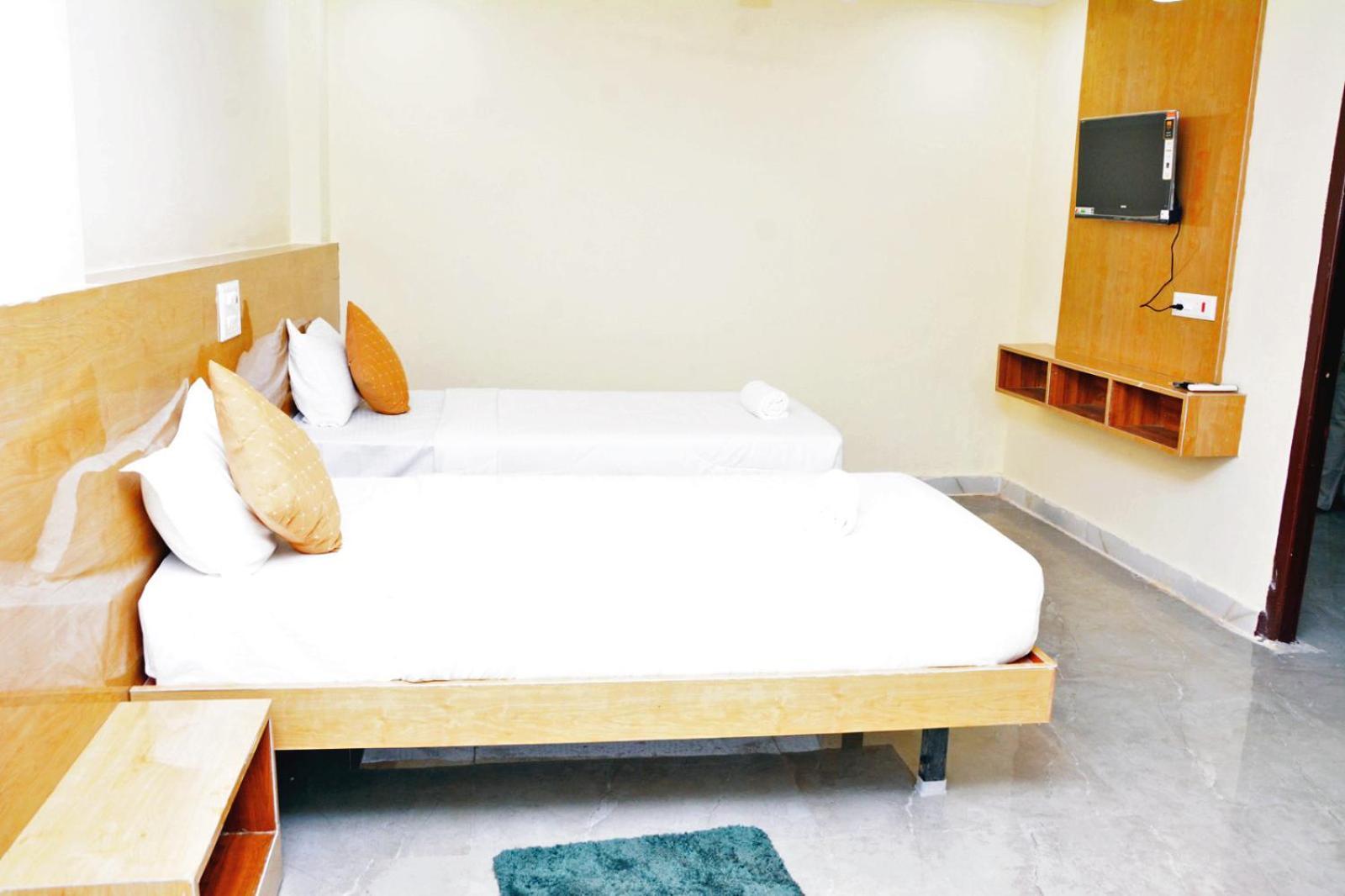 Udupi Deluxe Lodge Gulbarga Kalaburagi Exterior photo